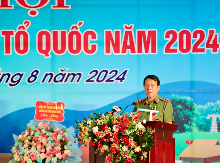 Bộ trưởng Lương Tam Quang phát biểu tại Ngày hội.