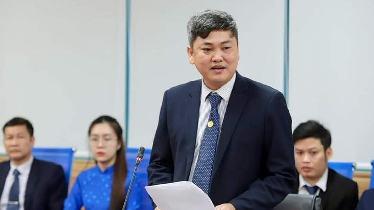 Ông Nguyễn Văn Thường, Giám đốc VNPT Hòa Bình phát biểu tại hội nghị.