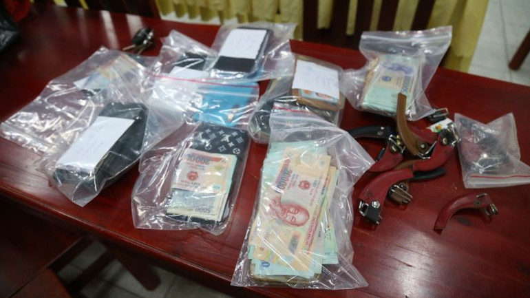 Tiền và tang vật liên quan đá gà bị tạm giữ