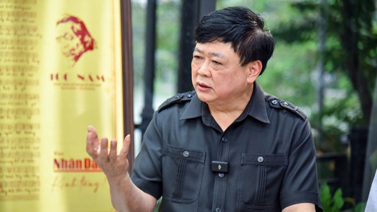 PGS,TS Nguyễn Thế Kỷ tại buổi tọa đàm.