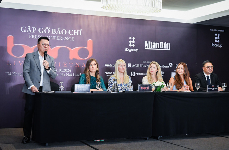 Ông Lê Quốc Minh chia sẻ về MV quảng bá du lịch Việt Nam.