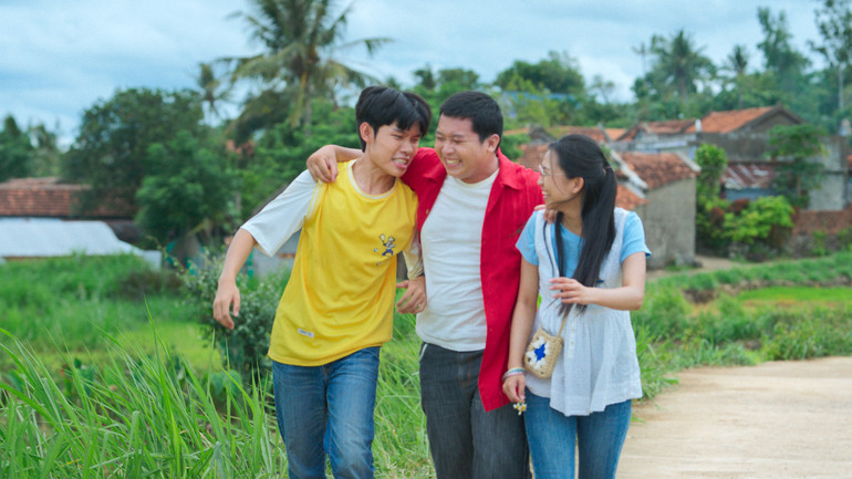 Phim có sự kết nối giữa các diễn viên cũ và mới.