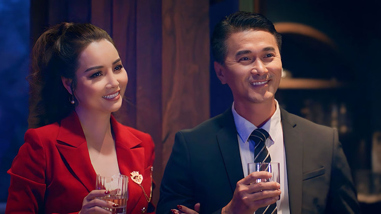 Mai Thu Huyền và Quốc Cường trong phim.