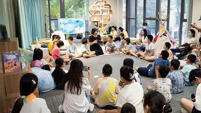 Một buổi Góc đọc cuối tuần với Tiến sĩ, nhà nghiên cứu giáo dục Nguyễn Thụy Anh.