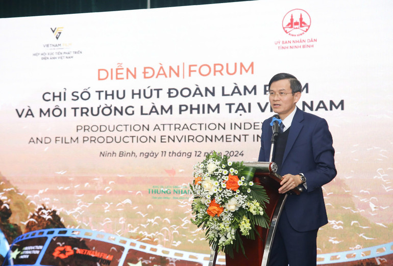 PGS, TS Đoàn Minh Huấn, Bí thư Tỉnh ủy Ninh Bình phát biểu tại Diễn đàn.