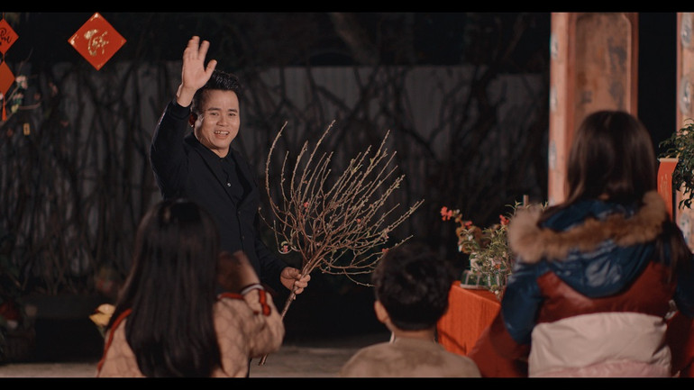 Ê kíp đã xây dựng một khu chợ đậm chất chợ xuân.