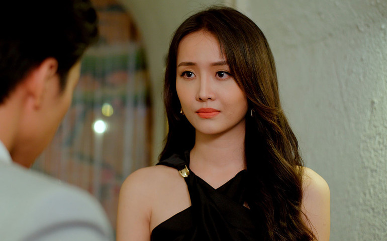 Trương Mỹ Nhân trong vai Phạm Kim Dung.