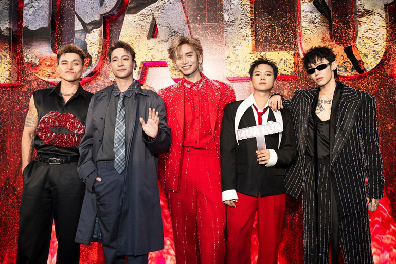 Nhóm B.O.F tại buổi ra mắt phim.