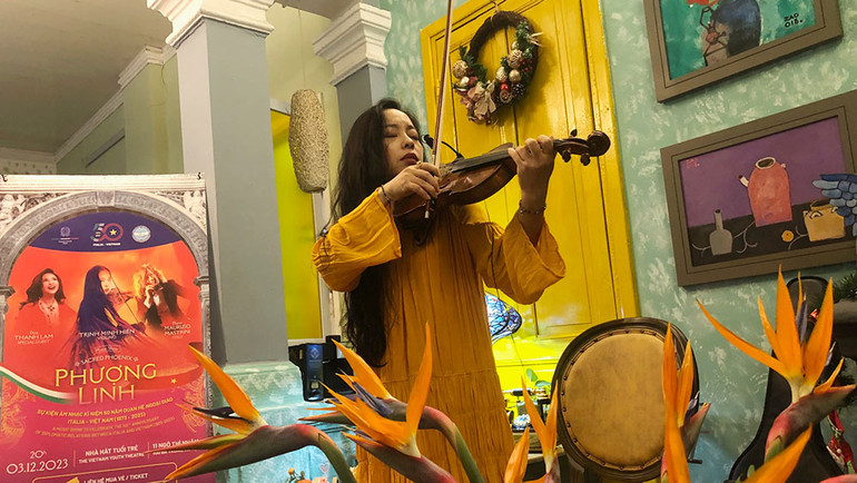 Nghệ sĩ Trịnh Minh Hiền.