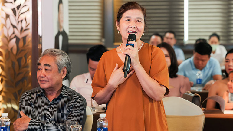 Hai người thầy đầu tiên của NSƯT Đăng Dương: NSND Thanh Tâm và NSND Quang Thọ.