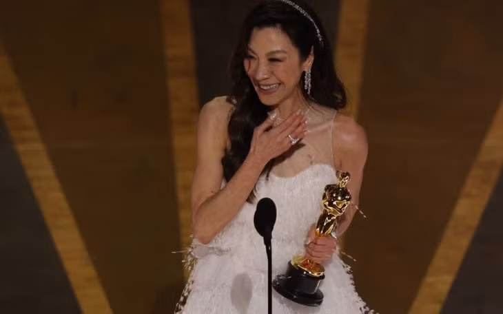 Dương Tử Quỳnh và niềm hạnh phúc khi trở thành nữ diễn viên châu Á đầu tiên trong lịch sử giành giải Nữ diễn viên chính xuất sắc nhất.