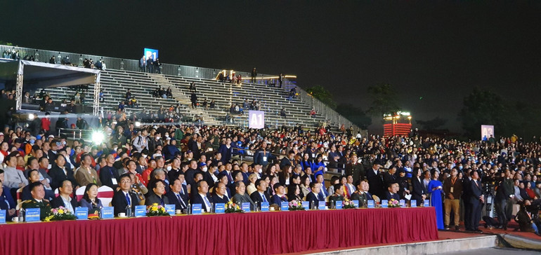 Các đại biểu dự lễ khai mạc Đại hội Thể thao toàn quốc lần thứ IX năm 2022.