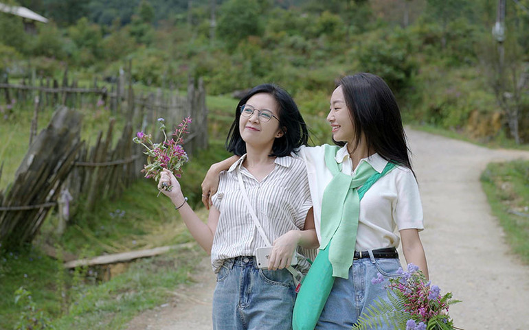 Hoàng Huyền và Hoàng Hà trong phim.