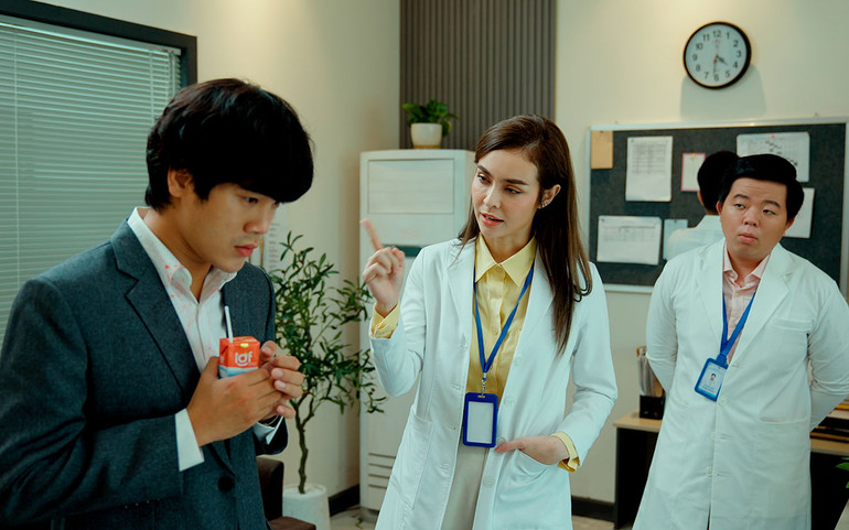 Mlee (giữa) cùng Trần Phong và Chí Tâm.