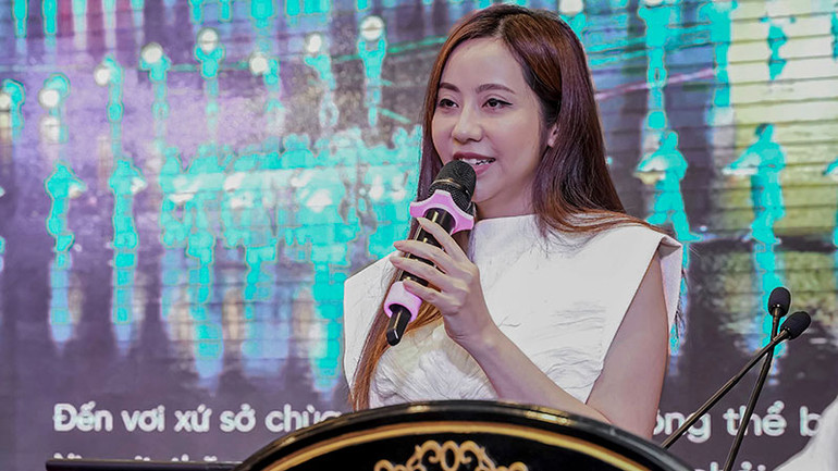 Đạo diễn Lê Hải Yến chia sẻ về chương trình. Đạo diễn Lê Hải Yến chia sẻ về chương trình.