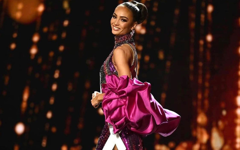 Hoa hậu R'Bonney Nola Gabriel. (Ảnh: FP Miss Universe)