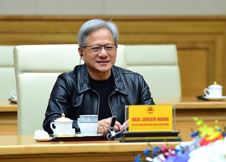 Ông Jensen Huang, Chủ tịch kiêm Giám đốc điều hành Tập đoàn NVIDIA Phát biểu tại buổi tiếp.