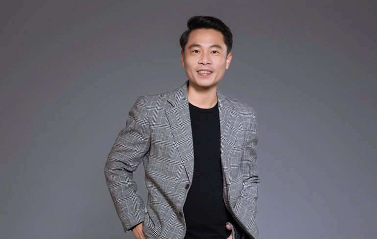 Đạo diễn Phạm Hoàng Giang được biết đến với nhiều chương trình nghệ thuật quy mô lớn. Đạo diễn Phạm Hoàng Giang được biết đến với nhiều chương trình nghệ thuật quy mô lớn.