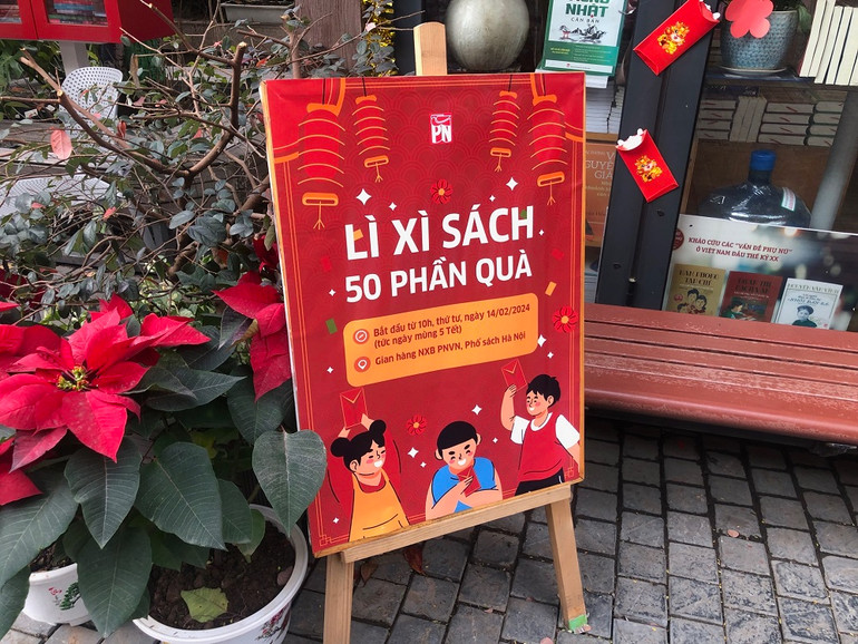 Chương trình "Lì xì sách" của Nhà xuất bản Phụ nữ Việt Nam.