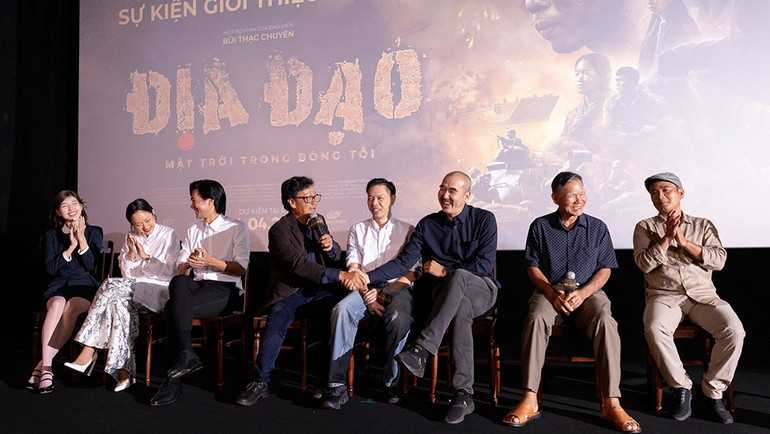 تفاعل طاقم فيلم diadao-4817-430.jpg