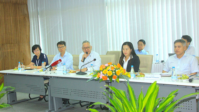 Ông Paul Trần, Tổng Giám đốc Meggitt Việt Nam phát biểu.