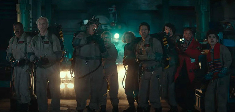 Phim quy tụ các thế hệ diễn viên.