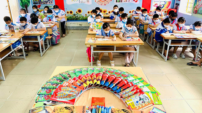 Ngày hội Văn hóa đọc tổ chức tại Trường tiểu học Nguyễn Thị Minh Khai (huyện Hưng Nguyên, Nghệ An). (Ảnh: Thư viện tỉnh Nghệ An)