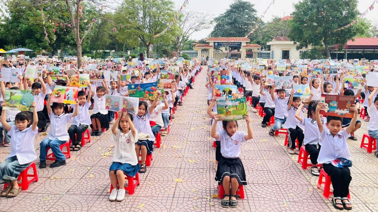 Đẩy mạnh xây dựng đời sống văn hóa, phong trào đọc sách được hưởng ứng mạnh mẽ trong hệ thống nhà trường tại Gia Lộc.