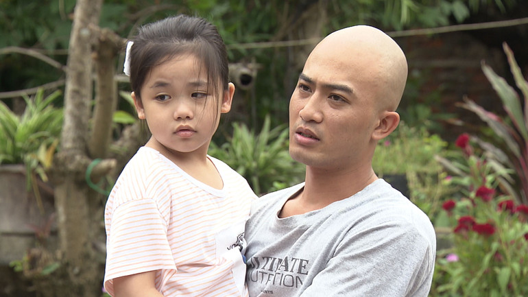 Doãn Quốc Đam ở phần trước "Phố trong làng".