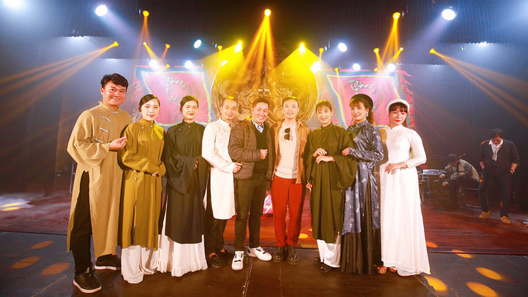 Ê-kíp thực hiện chương trình. Ê-kíp thực hiện chương trình.