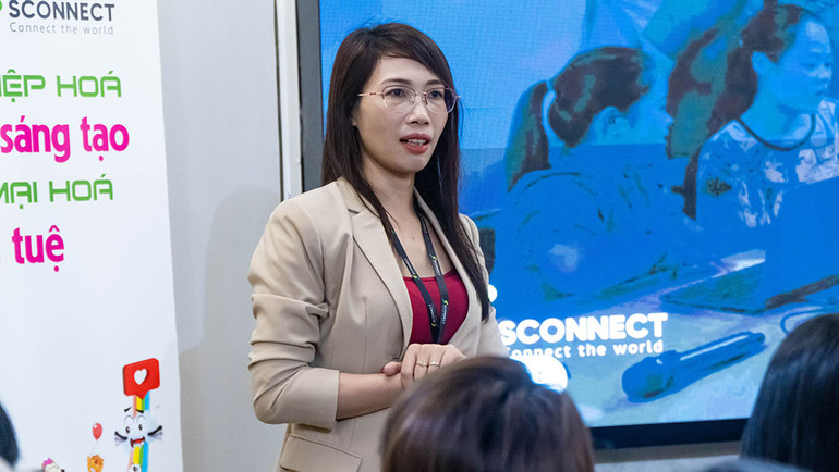 Bà Lại Thị Mai, Giám đốc mảng Character Licensing của Sconnect Việt Nam chia sẻ về tiềm năng và thách thức trong thương mại hóa sản phẩm sở hữu trí tuệ.