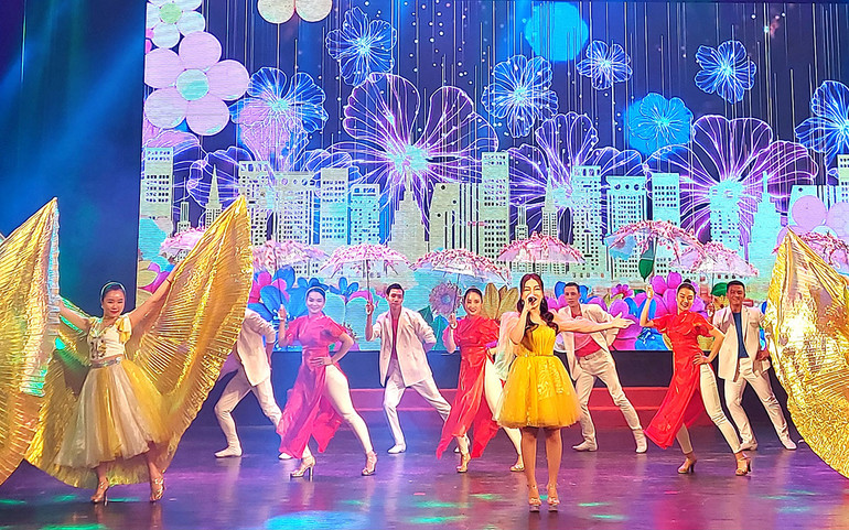 Một tiết mục nghệ thuật tại buổi lễ.