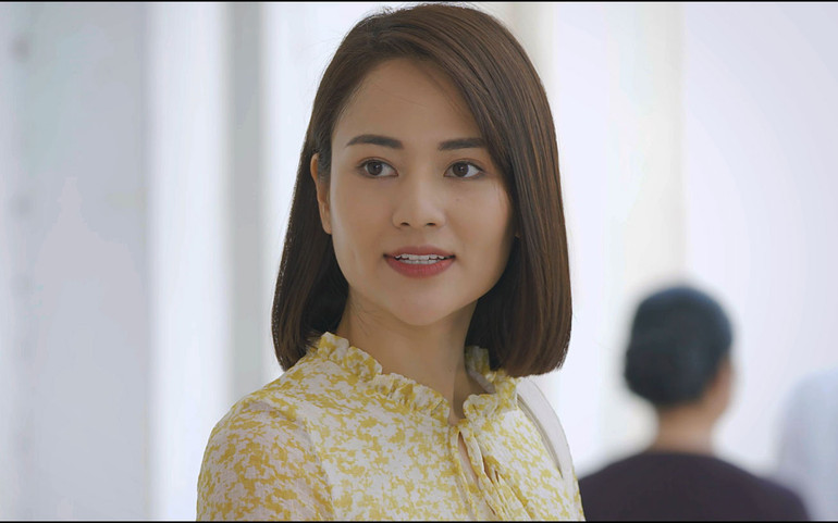 Nghệ sĩ trẻ Việt Hoa cũng tham gia 1 vai phụ trong phim.