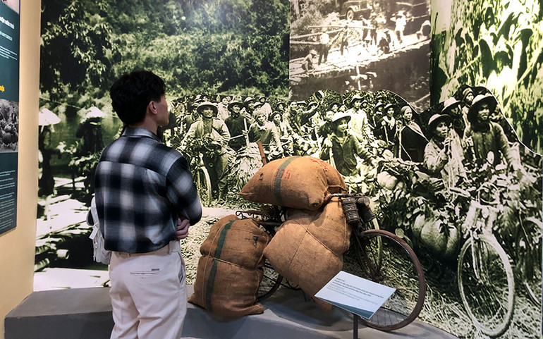 Chiếc xe thồ của ông Bùi Tín, dân công tỉnh Thanh Hóa phục vụ chiến dịch.