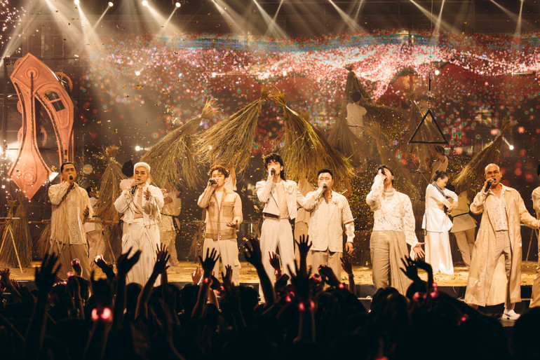 Ca khúc “Mẹ yêu con” được làm mới trong chương trình "Anh trai vượt ngàn chông gai". Ca khúc “Mẹ yêu con” được làm mới trong chương trình "Anh trai vượt ngàn chông gai".