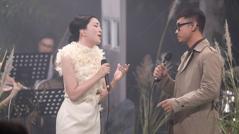 Phạm Thu Hà và Nguyễn Đình Tuấn Dũng.