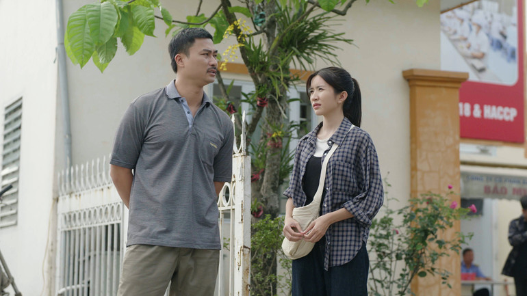 Duy Hưng và Ngọc Huyền trong phim.