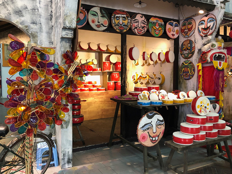 Trưng bày đồ chơi Trung thu truyền thống tại Hoàng thành Thăng Long (Ảnh minh họa)