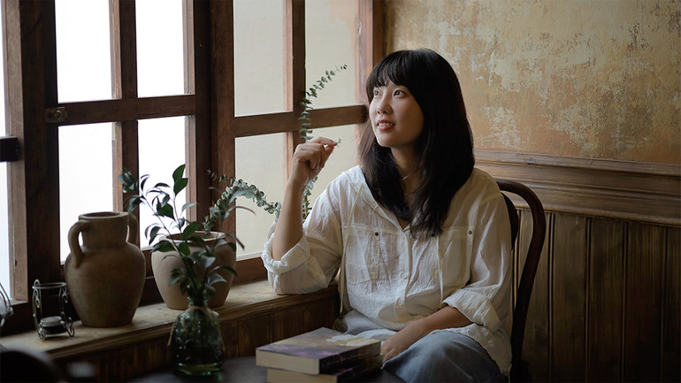 Tác giả Hồ Điệp Thanh Thanh. Tác giả Hồ Điệp Thanh Thanh.