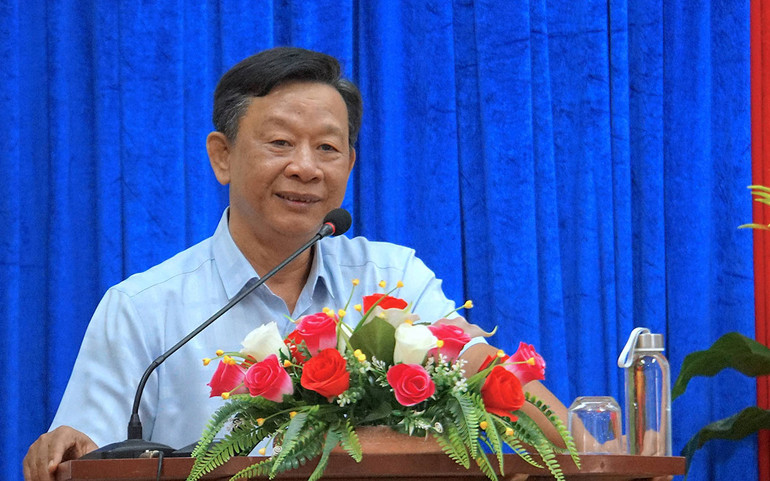 Thay mặt Ban Chỉ đạo 35 tỉnh Cà Mau, Trưởng Ban Tuyên giáo Tỉnh ủy Cà Mau Hồ Trung Việt phát động cuộc thi.