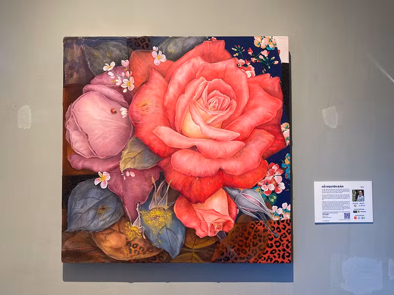 "Tái sinh" - tác phẩm của họa sĩ Hồ Nguyên Đán.