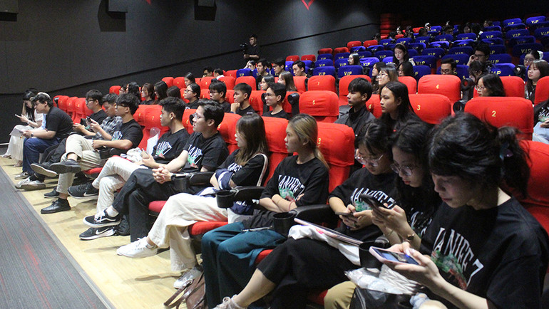 Các tình nguyện viên tại lễ ra quân.