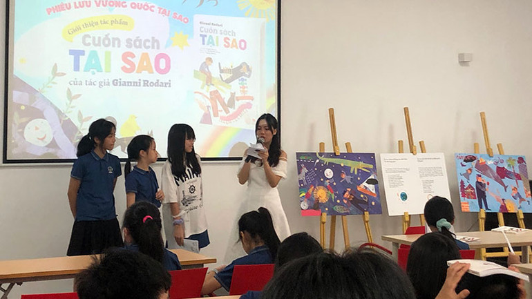 Ba bạn nhỏ với câu chuyện khiến khán giả cười ngặt nghẽo.