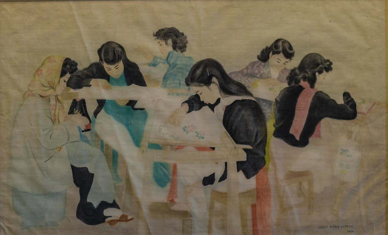 Tổ thêu. Tác giả Trần Đông Lương.