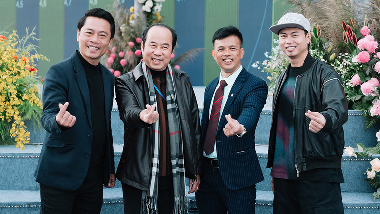 Tổng Đạo diễn Phạm Hoàng Giang, Phó Giám đốc Sở Văn hóa, Thể thao và Du lịch Lâm Đồng, Giám đốc sáng tạo Phạm Xuân Hải và nhạc sĩ Dương Cầm.