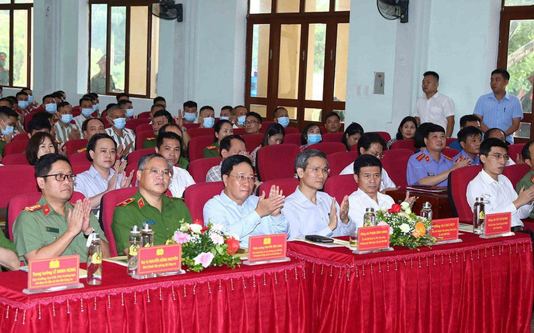 Các đại biểu dự Lễ công bố đặc xá.