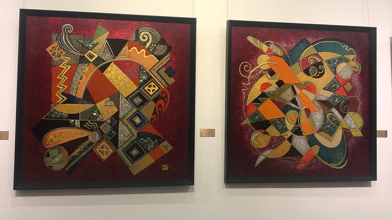 Một số tác phẩm trừu tượng của họa sĩ.