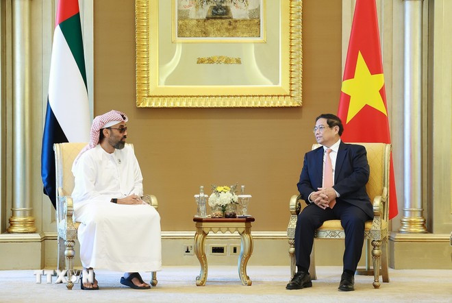 Thủ tướng Phạm Minh Chính tiếp Cố vấn an ninh quốc gia, Phó Toàn quyền Abu Dhabi Sheikh Tahnoon Bin Zayed Al Nahyan.