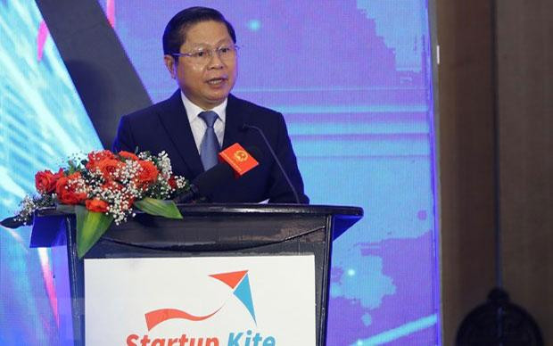 Thứ trưởng Lao động-Thương binh và Xã hội Lê Tấn Dũng. (Ảnh: TTXVN)