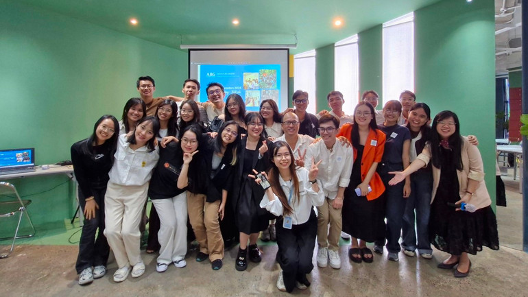 Các học viên của Viện. Các học viên của Viện.